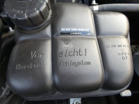 Used 2007 Chrysler Crossfire 2dr Cpe image 73