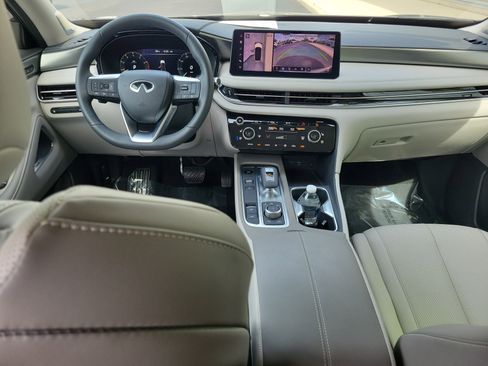 Certified 2026 INFINITI QX60 Luxe w/ Family Package FWD image 13