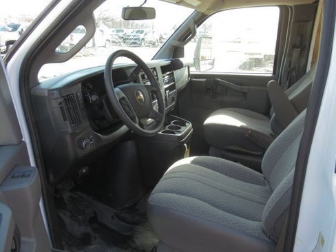 New 2024 Chevrolet Express 3500 w/ Power Convenience Package image 10