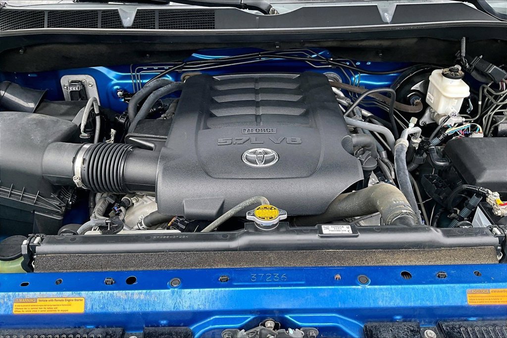 Used 2017 Toyota Tundra SR5 w/ SR5 Upgrade Package AWD/4WD image 30