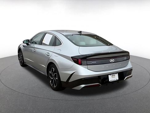 Used 2025 Hyundai Sonata SEL image 4