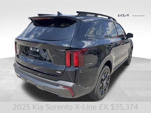 Certified 2025 Kia Sorento X-Line EX AWD/4WD image 8