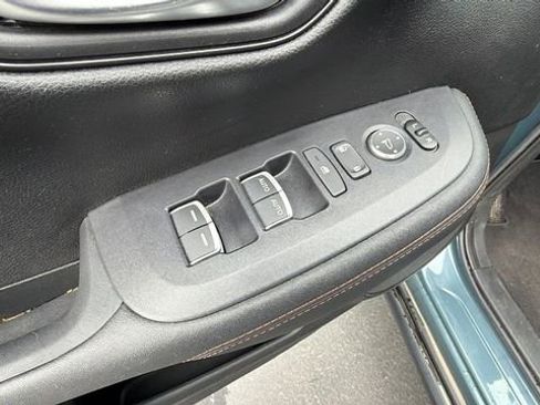 Used 2024 Honda HR-V Sport image 19