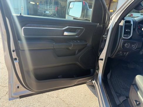 Used 2022 RAM 1500 Big Horn AWD/4WD image 10