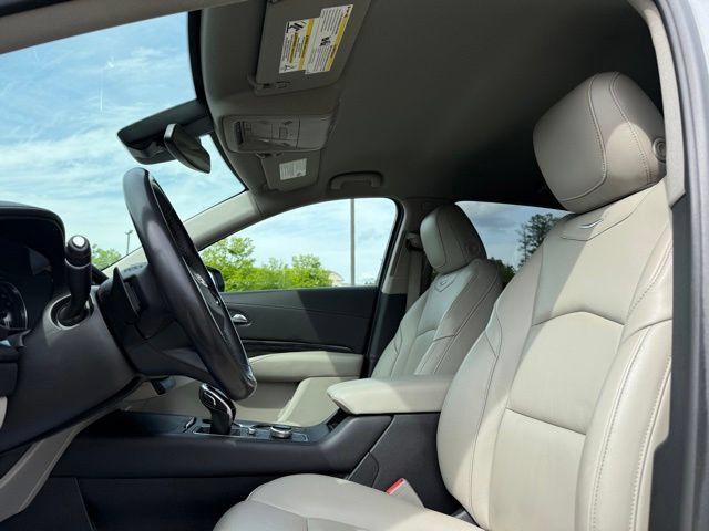 Used 2022 Cadillac XT4 Premium Luxury w/ Safety Alert Package FWD image 24