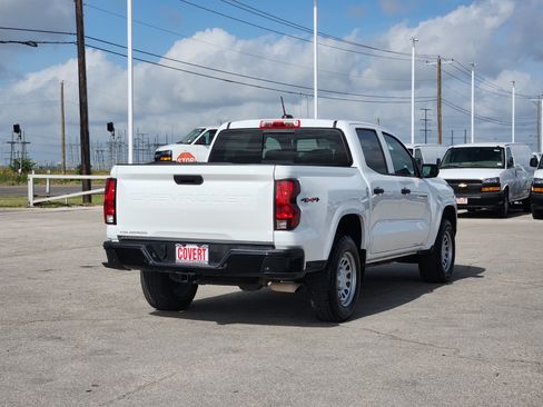 Used 2025 Chevrolet Colorado W/T w/ Advanced Trailering Package AWD/4WD image 7