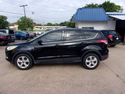 Used 2016 Ford Escape SE FWD image 1