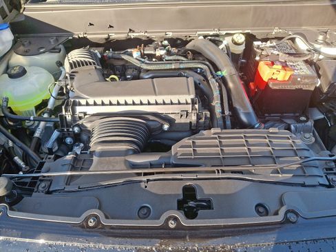 New 2025 Ford Maverick XLT w/ XLT Luxury Package image 26