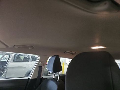 Used 2025 Kia Soul LX w/ LX Technology Package FWD image 14