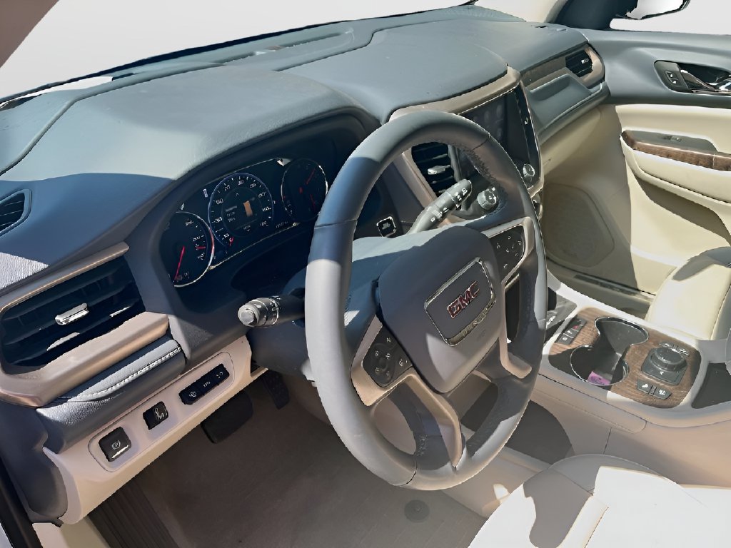 Used 2023 GMC Acadia Denali w/ Trailering Package FWD image 9