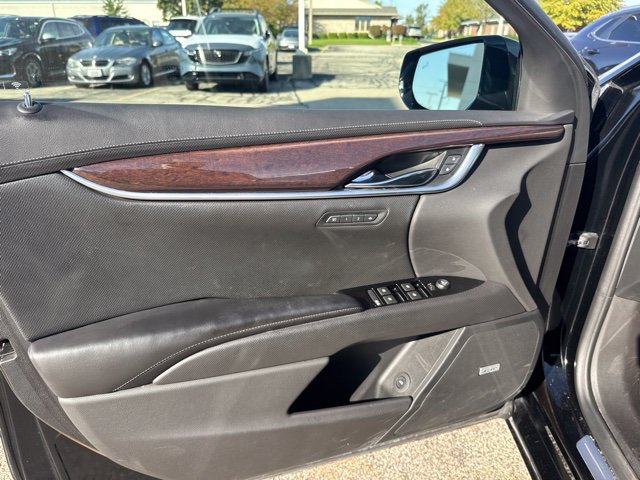 Used 2016 Cadillac XTS Luxury w/ Driver Awareness Package FWD image 14