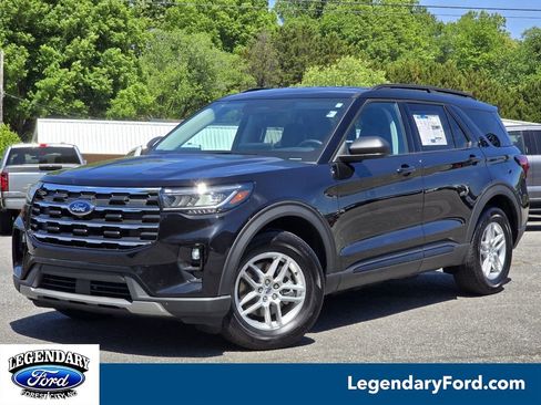 New 2026 Ford Explorer Active w/ Active Comfort Package RWD image 1