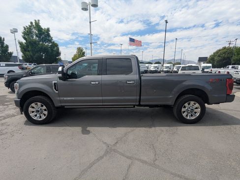 Used 2022 Ford F350 Platinum AWD/4WD image 9