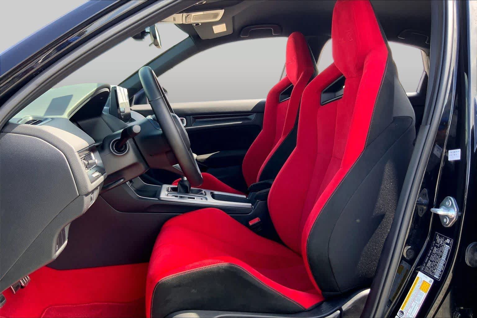 Used 2024 Honda Civic Type R image 8