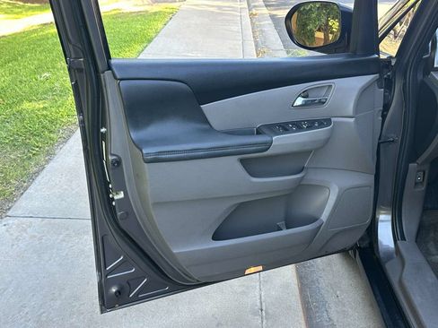 Used 2016 Honda Odyssey EX-L image 47