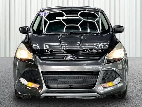 Used 2016 Ford Escape SE FWD image 2