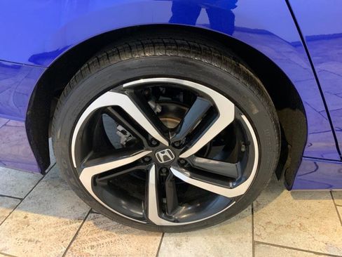 Used 2022 Honda Accord Sport image 10