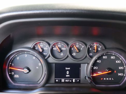 Used 2025 Chevrolet Silverado 2500 Custom w/ Custom Value Package image 13