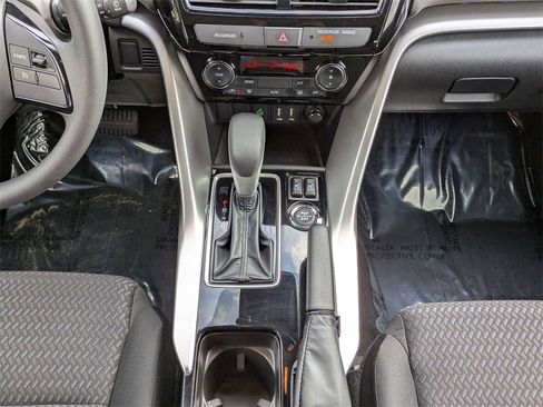 New 2026 Mitsubishi Eclipse Cross LE image 19