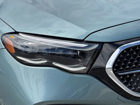 New 2026 Mercedes-Benz E 450 4MATIC Sedan image 11