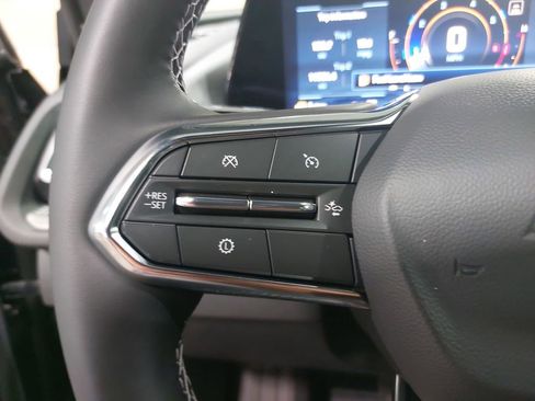 Used 2026 Chevrolet Traverse LT w/ Driver Confidence Package AWD/4WD image 18