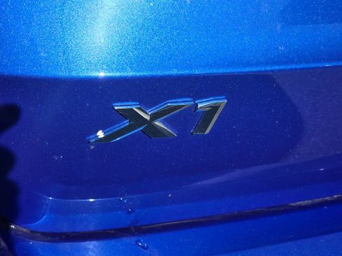 Used 2023 BMW X1 xDrive28i w/ M Sport Package image 17