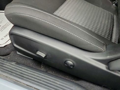 Used 2022 Dodge Challenger R/T Scat Pack w/ Shaker Package image 10