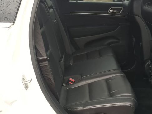 Certified 2022 Jeep Grand Cherokee Limited w/ Trailer Tow Group IV image 20