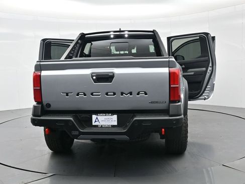 Used 2024 Toyota Tacoma Trailhunter image 42
