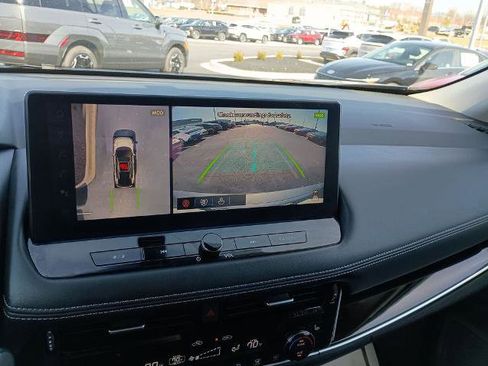 Certified 2025 Nissan Rogue SL w/ SL Premium Package image 23