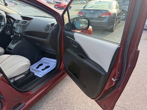 Used 2012 MAZDA MAZDA5 Grand Touring FWD image 10