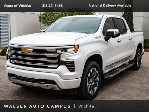 Used 2024 Chevrolet Silverado 1500 High Country w/ Technology Package AWD/4WD image 1