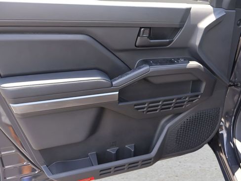 New 2026 Toyota Tacoma SR5 RWD image 9