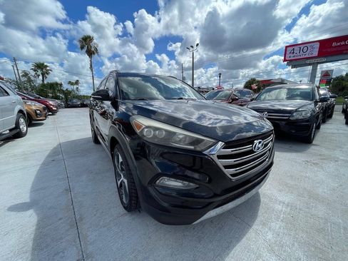 Used 2017 Hyundai Tucson Limited FWD image 5