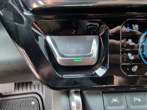 Used 2025 GMC Sierra 1500 Denali Ultimate AWD/4WD image 26
