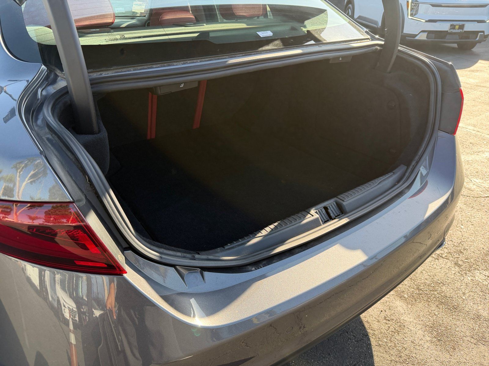 Used 2019 Alfa Romeo Giulia RWD image 16