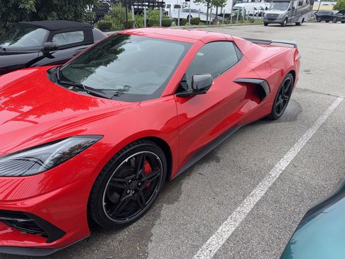 Used 2023 Chevrolet Corvette Stingray Preferred Conv w/ Z51 Performance Package RWD image 5