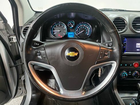 Used 2013 Chevrolet Captiva Sport LS image 21