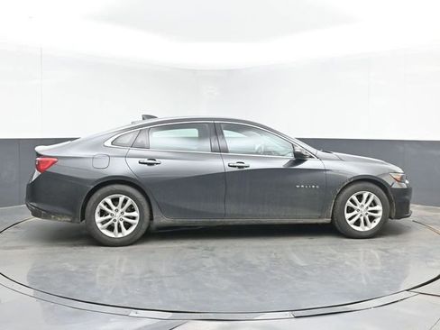 Used 2018 Chevrolet Malibu LT FWD image 15