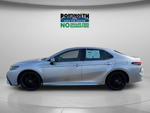 Used 2023 Toyota Camry XSE FWD image 2