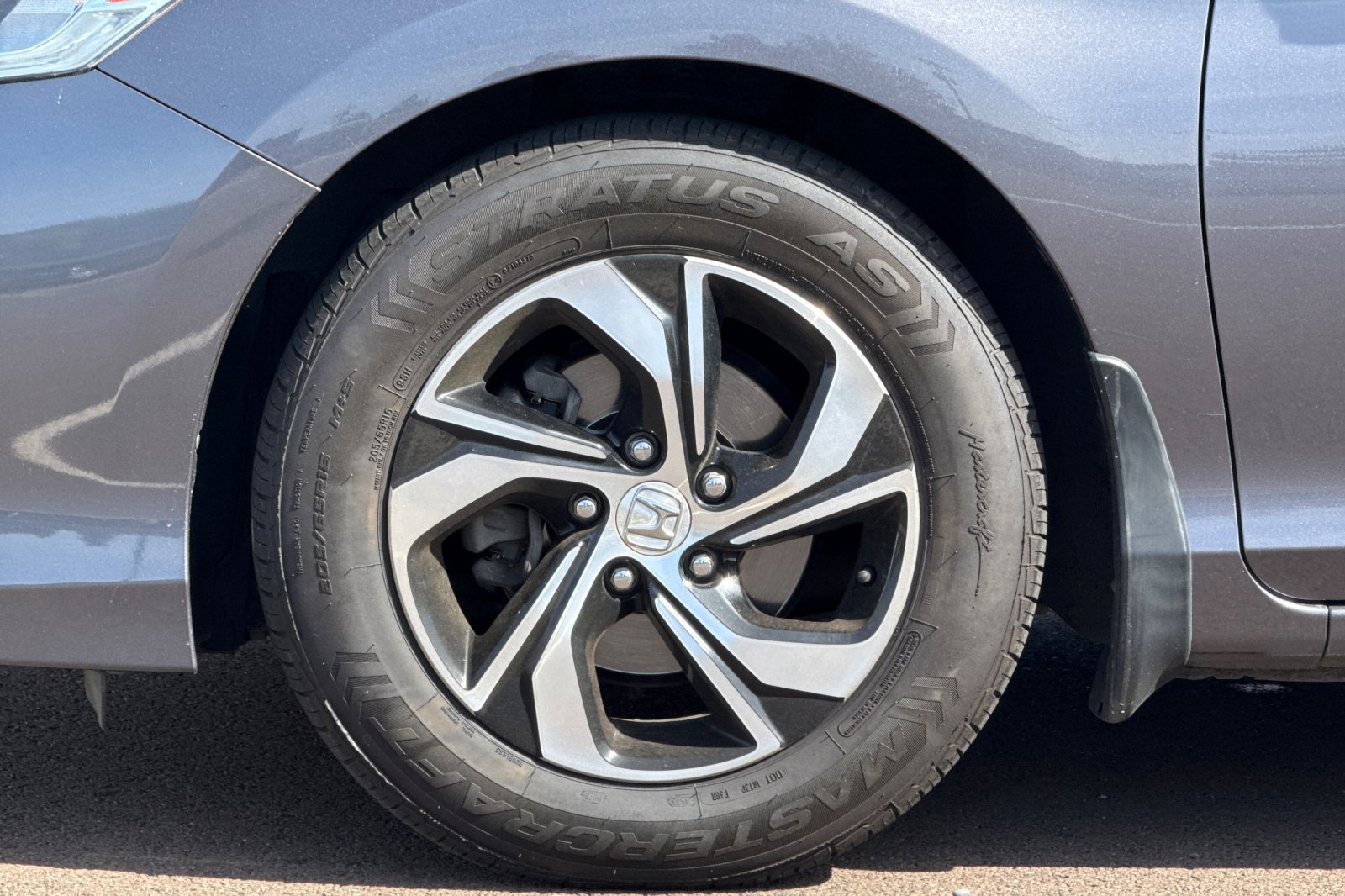 Used 2017 Honda Accord LX image 24
