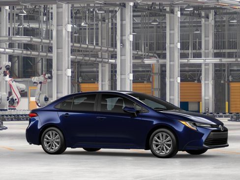 New 2026 Toyota Corolla LE FWD image 13