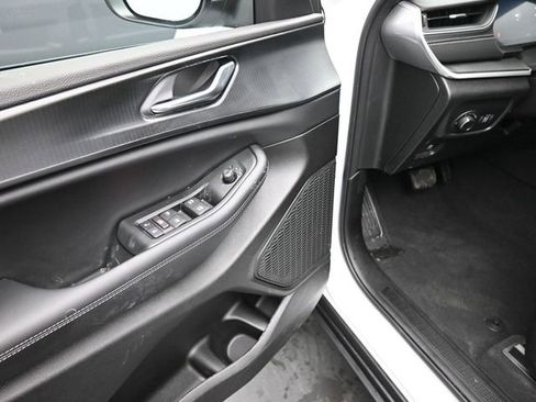 New 2026 Jeep Grand Cherokee L Laredo AWD/4WD image 14