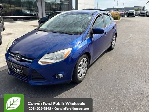 Used 2012 Ford Focus SE FWD image 4