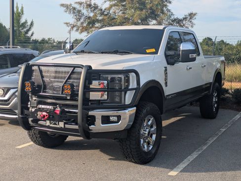 Used 2017 Ford F250 King Ranch w/ Chrome Package AWD/4WD image 2