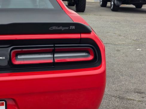 Used 2021 Dodge Challenger R/T w/ T/A Package image 7