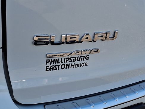 Used 2021 Subaru Ascent Limited w/ Technology Package image 32