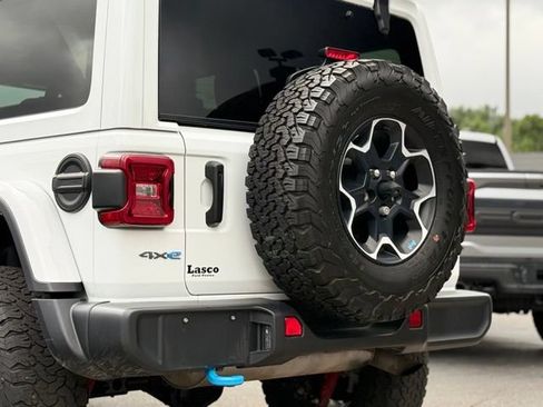 Used 2023 Jeep Wrangler Unlimited Rubicon 4xe w/ Cold Weather Group AWD/4WD image 42