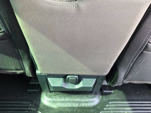Used 2017 Ford F350 XL w/ Power Equipment Group AWD/4WD image 11