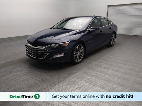 Used 2022 Chevrolet Malibu LT FWD image 1